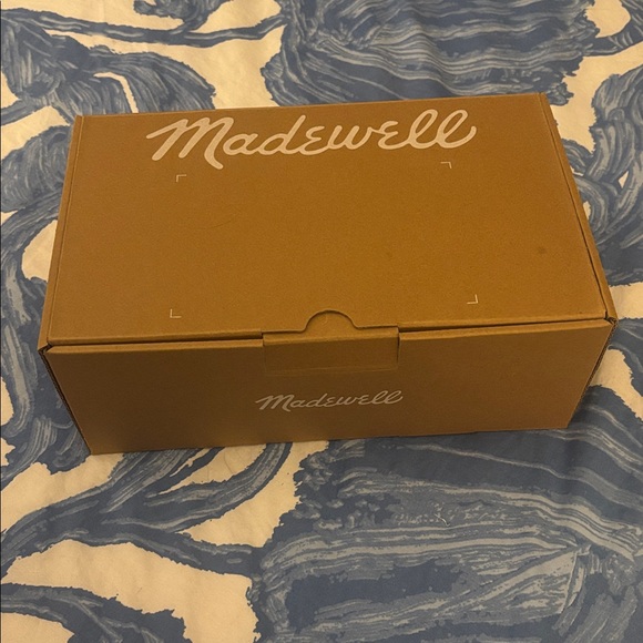 New! MADEWELL 10 The Tuley Crossover Sandals Slingback Studded Suede Dried Acorn - Picture 8 of 8